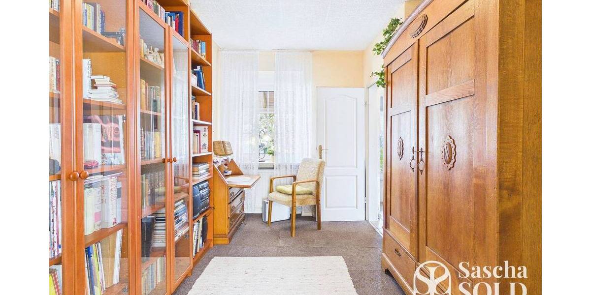 Freistehendes Einfamilienhaus in ruhiger Sackgassenlage auf weitläufigem Grundstück in St. Ingbert - Einfamilienhaus Sankt Ingbert St. Ingbert | Angebot:26191849