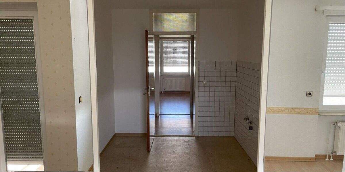 Etagenwohnung Saarbrücken / Eschberg Eschberg - 3 Zimmer, 81 m&sup2;, 160.000&euro; | Angebot:25814277