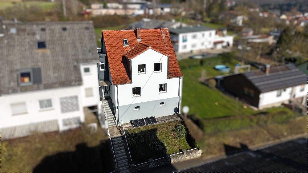 Mehrfamilienhaus, Wohnhaus Neunkirchen Wiebelskirchen - 6 Zimmer, 178 m&sup2;, 229.000&euro; | Angebot:25706021