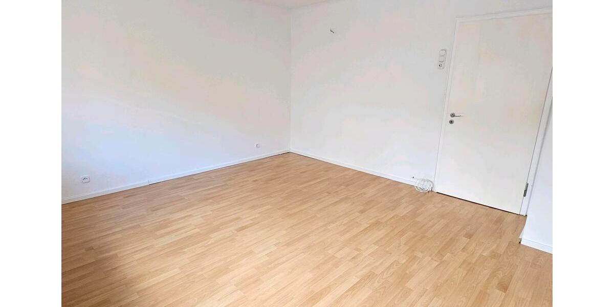 Erdgeschoßwohnung Sulzbach (Saar) - 3 Zimmer, 80 m&sup2;, 700&euro; | Angebot:26007921