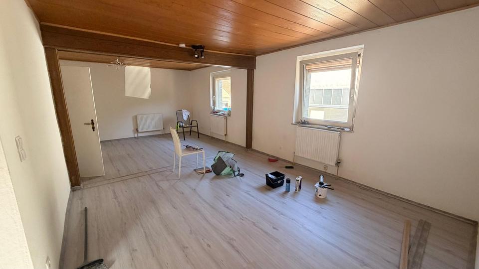 Hochparterre Queidersbach - 3 Zimmer, 93 m&sup2;, 1.000&euro; | Angebot:25975991