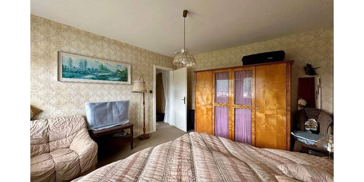 Einfamilienhaus Waldfischbach - 5 Zimmer, 151 m&sup2;, 215.000&euro; | Angebot:25802498