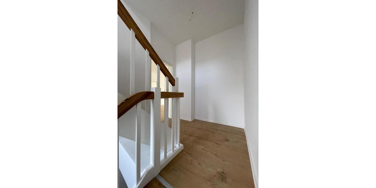 Etagenwohnung Sankt Wendel - 2 Zimmer, 96 m&sup2;, 1.050&euro; | Angebot:25833113