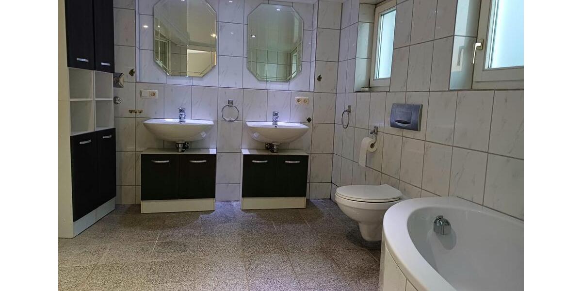 Erdgeschoßwohnung Sankt Wendel - 2 Zimmer, 100 m&sup2;, 750&euro; | Angebot:25979104