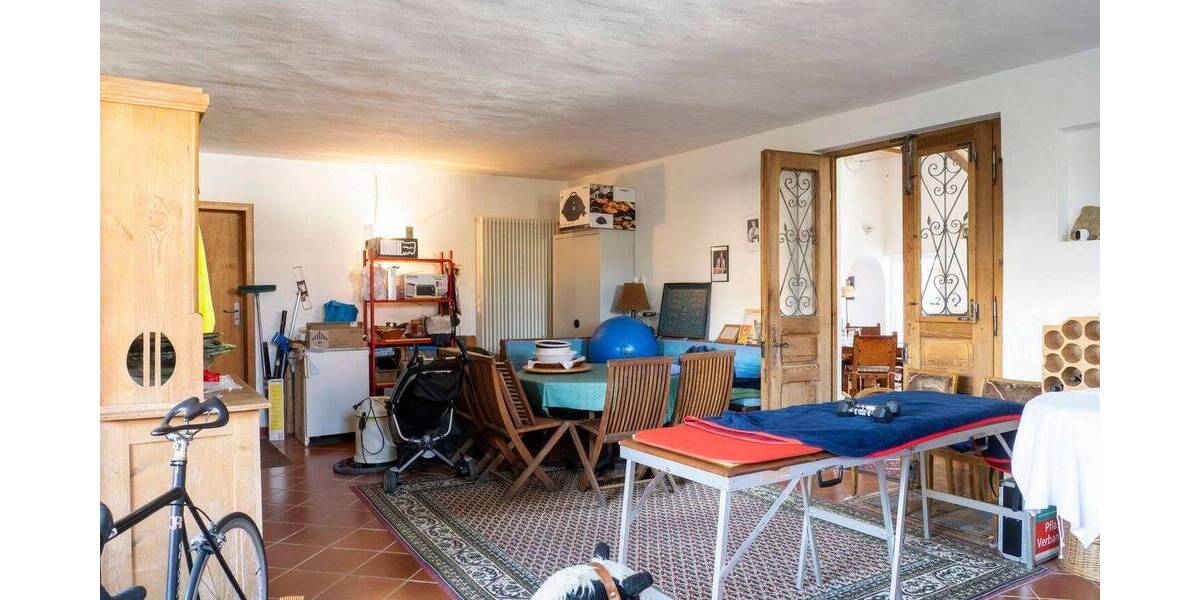 Mehrfamilienhaus, Wohnhaus Blieskastel Breitfurt - 7 Zimmer, 241 m&sup2;, 299.000&euro; | Angebot:25667229