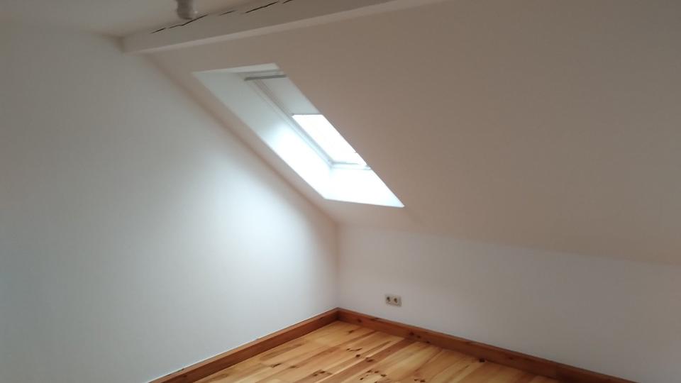 Dachgeschoßwohnung Neunkirchen - 3 Zimmer, 90 m&sup2;, 550&euro; | Angebot:25641144