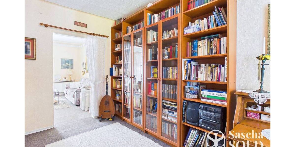 Freistehendes Einfamilienhaus in ruhiger Sackgassenlage auf weitläufigem Grundstück in St. Ingbert - Einfamilienhaus Sankt Ingbert St. Ingbert | Angebot:26191849