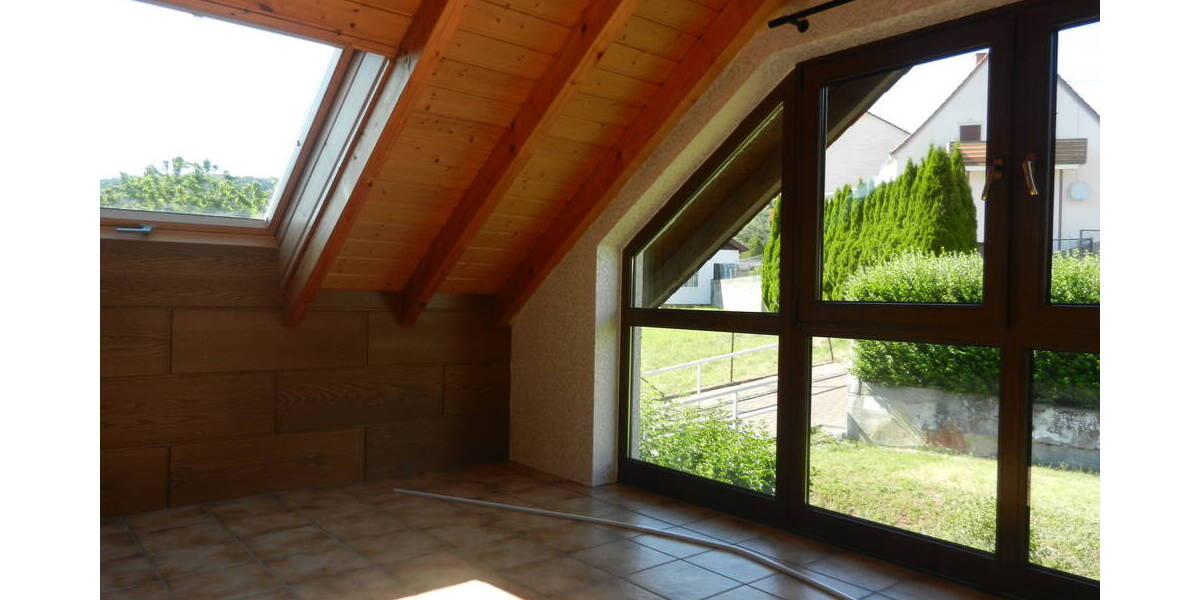 Etagenwohnung Lambsborn - 3 Zimmer, 83 m&sup2;, 550&euro; | Angebot:25969875