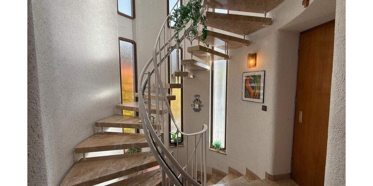 Doppelhaushälfte Saarbrücken-Dudweiler Dudweiler - 8 Zimmer, 196 m&sup2;, 449.000&euro; | Angebot:25695568