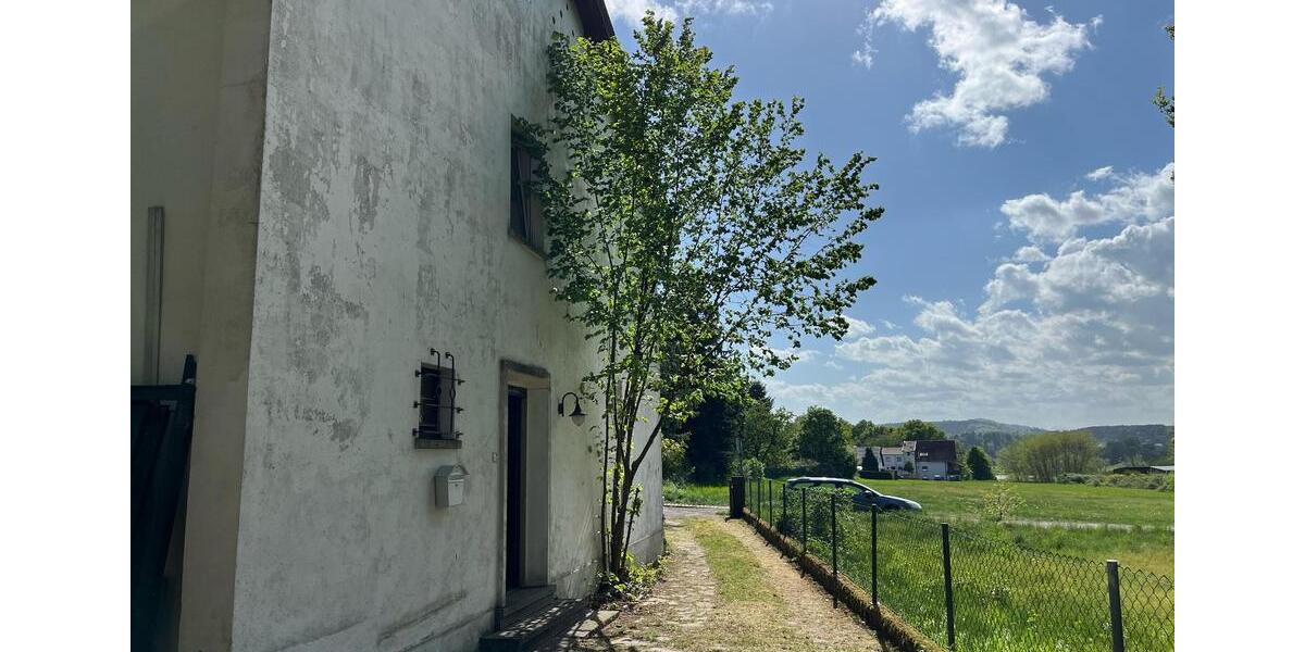 Einfamilienhaus Homburg - 6 Zimmer, 239 m&sup2;, 275.000&euro; | Angebot:25539359