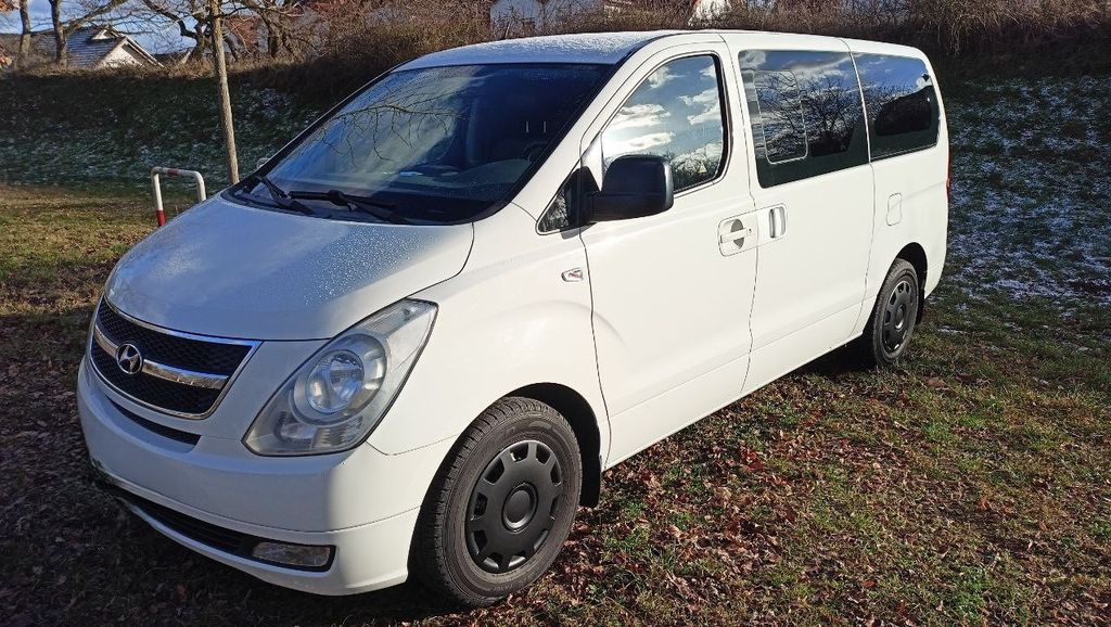 Hyundai H-1 Starex 149.000 km 13.900 &euro; Kirkel 66459