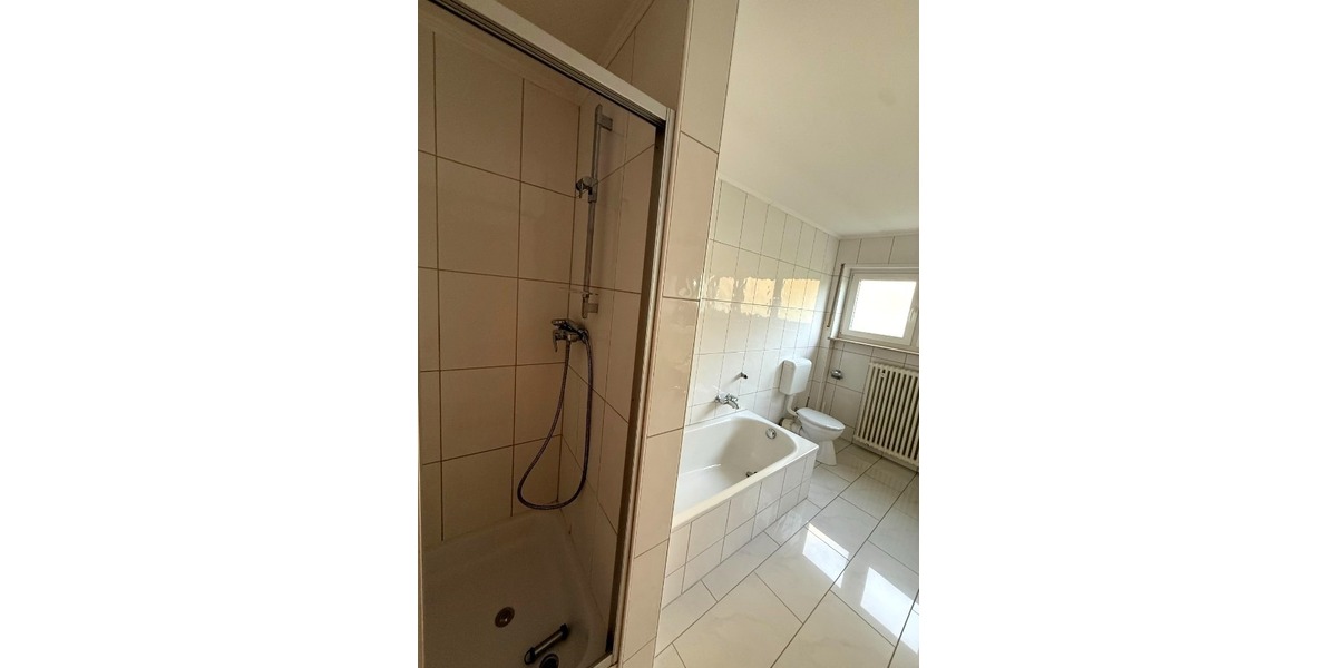 - REDUZIERT- Liebhaber aufgepasst: Modernisierter Wohlfühl-Bungalow mit Sauna in Weilerbachs Toplage - Einfamilienhaus Weilerbach | Angebot:24408681