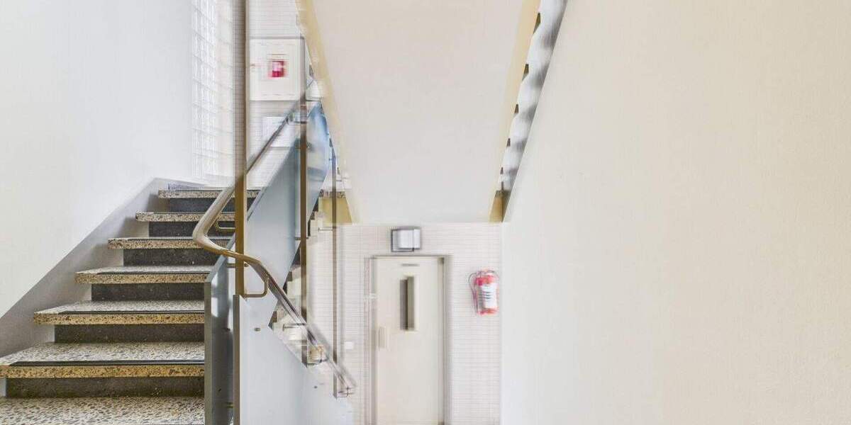 Etagenwohnung Saarbrücken Eschberg - 3 Zimmer, 80 m&sup2;, 168.000&euro; | Angebot:25666421