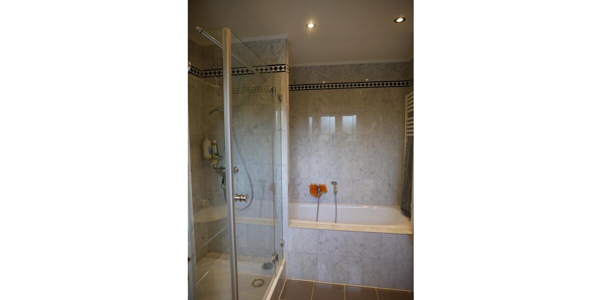 Einfamilienhaus Zweibrücken - 7 Zimmer, 200 m&sup2;, 495.000&euro; | Angebot:26837258