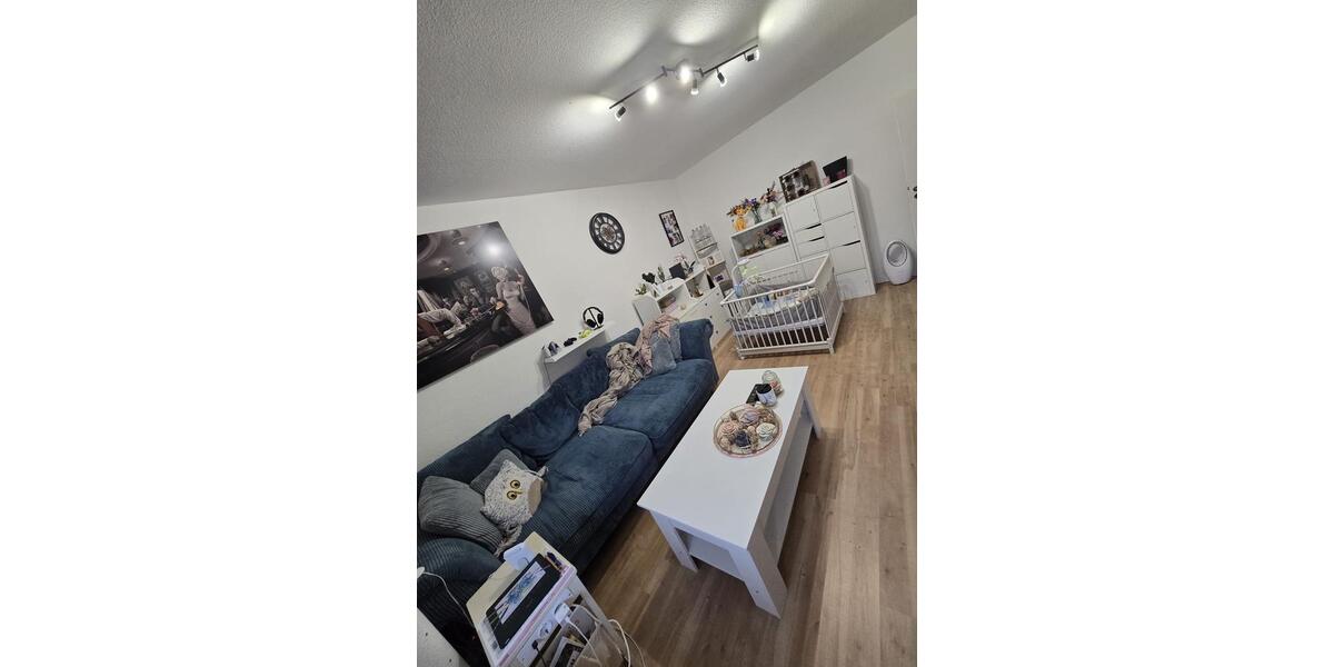 Etagenwohnung Homburg - 3 Zimmer, 83 m&sup2;, 899&euro; | Angebot:25960922