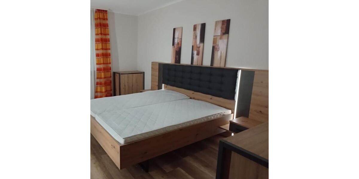 Etagenwohnung Landstuhl - 5 Zimmer, 125 m&sup2;, 175.000&euro; | Angebot:26862435