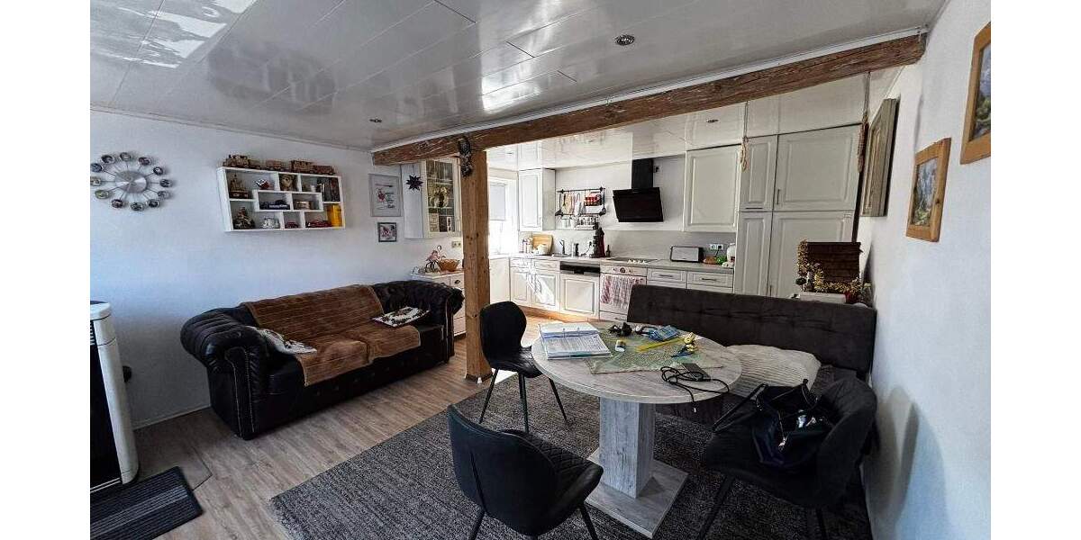 Mehrfamilienhaus, Wohnhaus Schmitshausen - 3 Zimmer, 80 m&sup2;, 139.000&euro; | Angebot:25706013