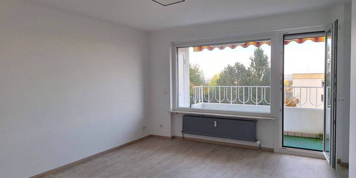 Etagenwohnung Saarbrücken Eschberg - 3 Zimmer, 82 m&sup2;, 189.000&euro; | Angebot:25695185