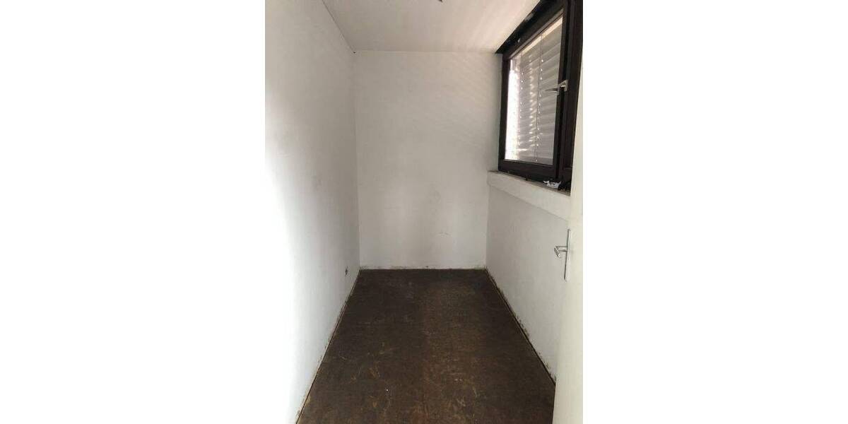 Gewerbeobjekt Saarbrücken St Johann - 3 Zimmer, 117 m&sup2;, 930&euro; | Angebot:26928738