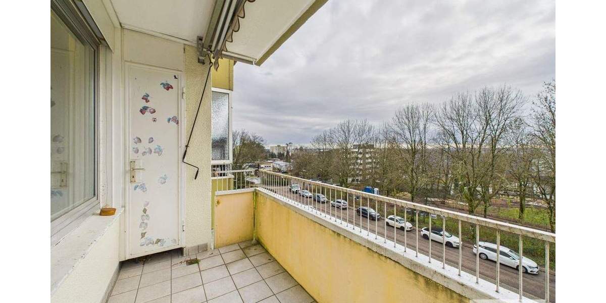 Etagenwohnung Saarbrücken Eschberg - 3 Zimmer, 80 m&sup2;, 168.000&euro; | Angebot:25666421