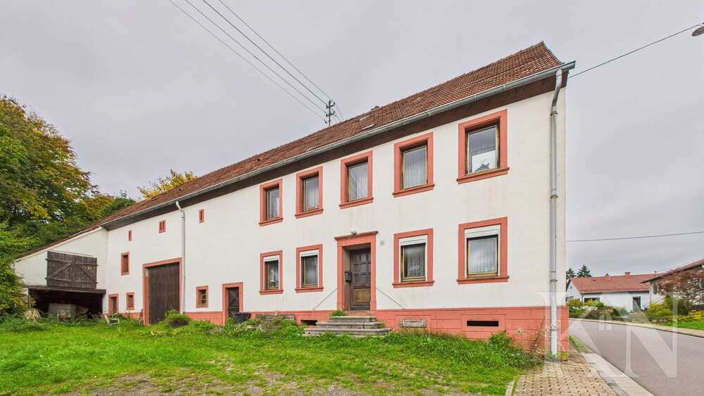 Einfamilienhaus Marpingen - 5 Zimmer, 157 m&sup2;, 99.000&euro; | Angebot:24002420