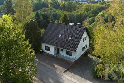 Haus Eppelborn - 6 Zimmer, 161 m&sup2;, 180.000&euro; | Angebot:26887963