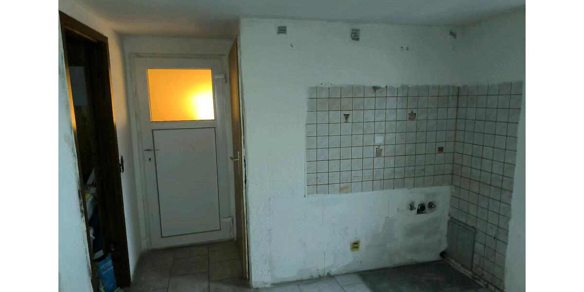 Dachgeschoßwohnung Quierschied - 2 Zimmer, 55 m&sup2;, 450&euro; | Angebot:25307880