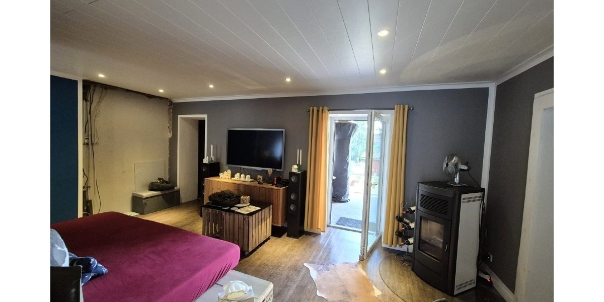 Ihr Hausprojekt in Illingen– Platz für 1–2-Familien mit Garten, Modernisierung bereits gestartet - Einfamilienhaus Illingen Hirzweiler | Angebot:25479862