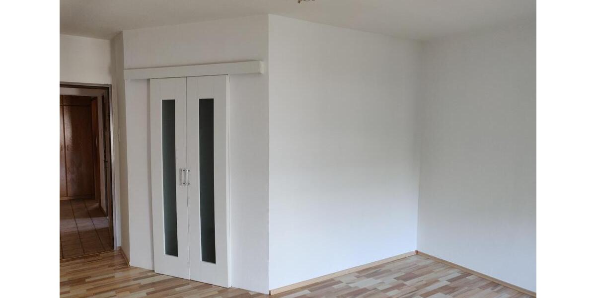 Etagenwohnung Pirmasens Niedersimten - 3 Zimmer, 88 m&sup2;, 98.000&euro; | Angebot:25973813