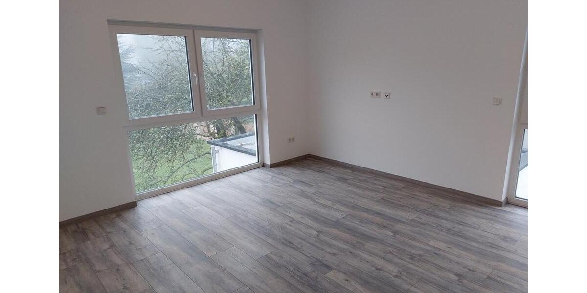Einfamilienhaus Homburg - 8 Zimmer, 180 m&sup2;, 1.890&euro; | Angebot:26665565