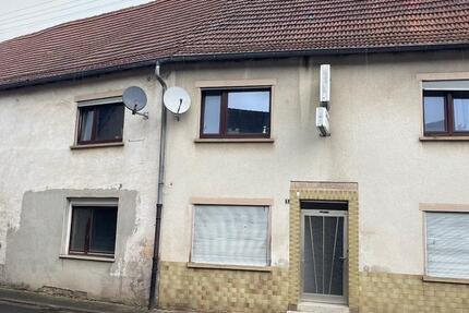 Haus Rammelsbach - 10 Zimmer, 400 m&sup2;, 140.000&euro; | Angebot:25107232