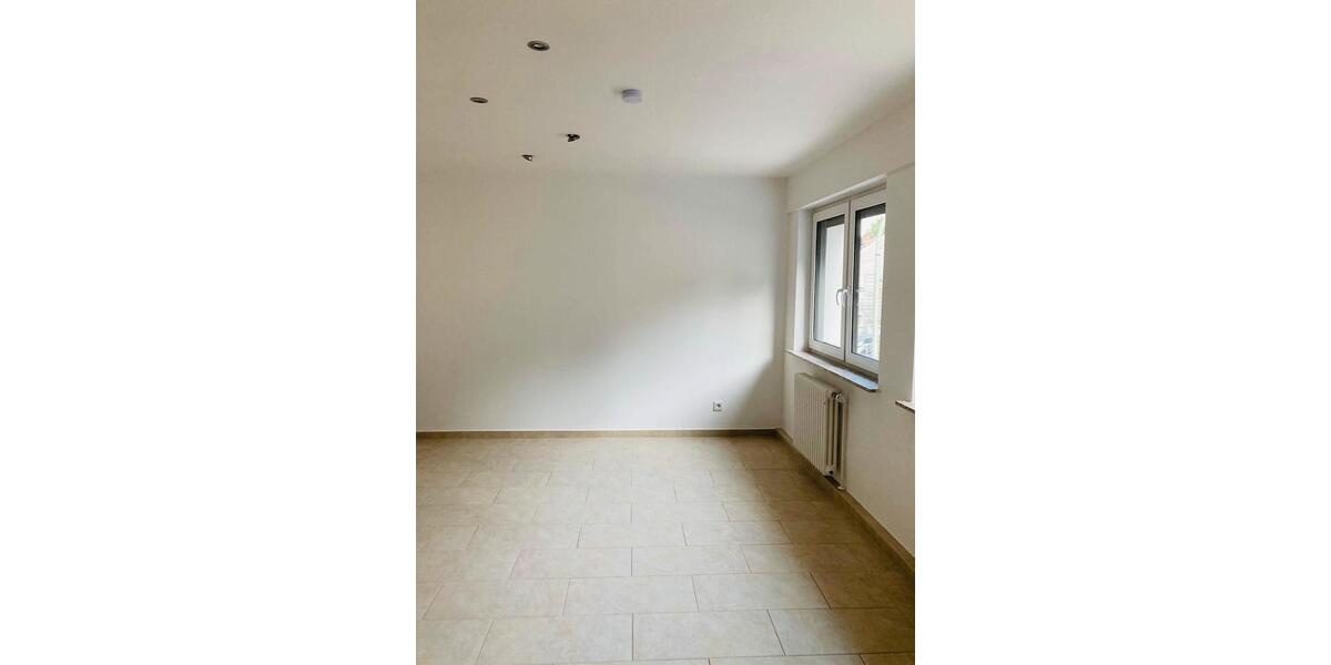 Etagenwohnung Sankt Ingbert - 3 Zimmer, 94 m&sup2;, 1.000&euro; | Angebot:25107138