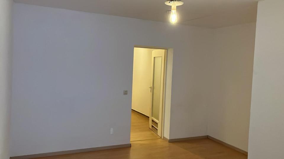Etagenwohnung Saarbrücken Eschberg - 1 Zimmer, 33 m&sup2;, 79.000&euro; | Angebot:26114397