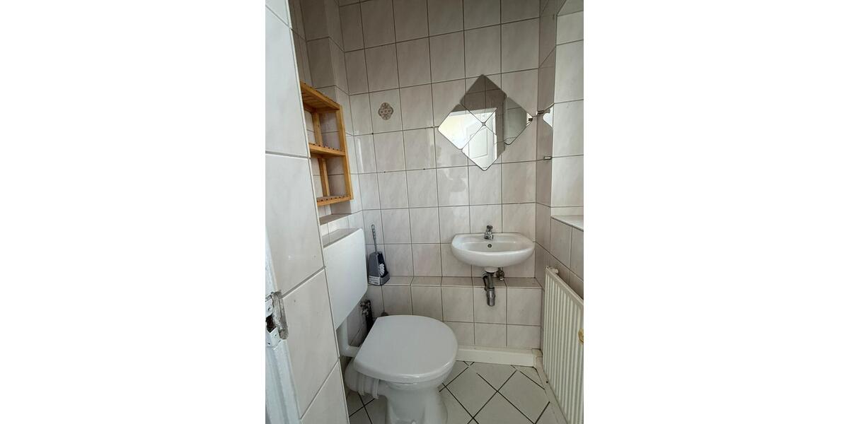 Etagenwohnung Saarbrücken St. Arnual - 3 Zimmer, 98 m&sup2;, 1.200&euro; | Angebot:25638031