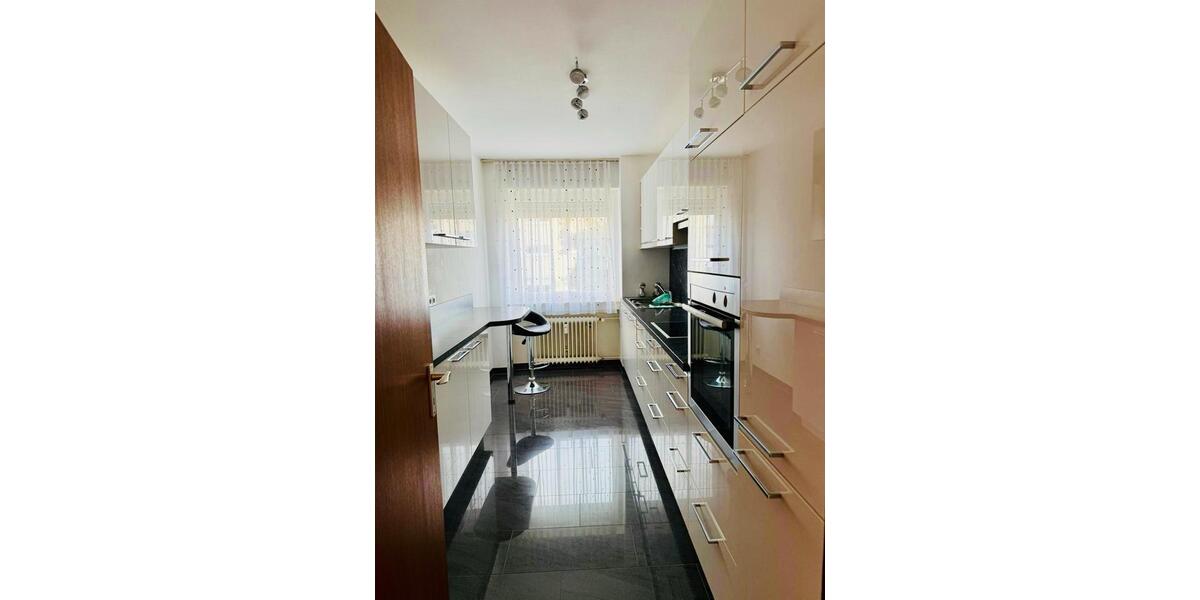 Etagenwohnung Saarbrücken Kieselhumes - 3.5 Zimmer, 86 m&sup2;, 1.080&euro; | Angebot:25568385