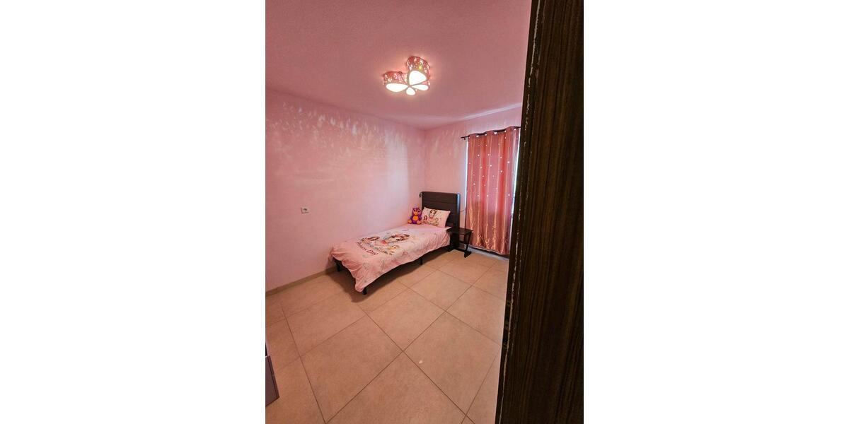 Einfamilienhaus Saarbrücken Dudweiler - 7 Zimmer, 170 m&sup2;, 330.000&euro; | Angebot:23726722