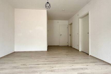 Modern sanierte 2-ZKB mit Einbauküche in Ottweiler - sofort bezugsfrei - Wohnung Ottweiler | Angebot:26164331