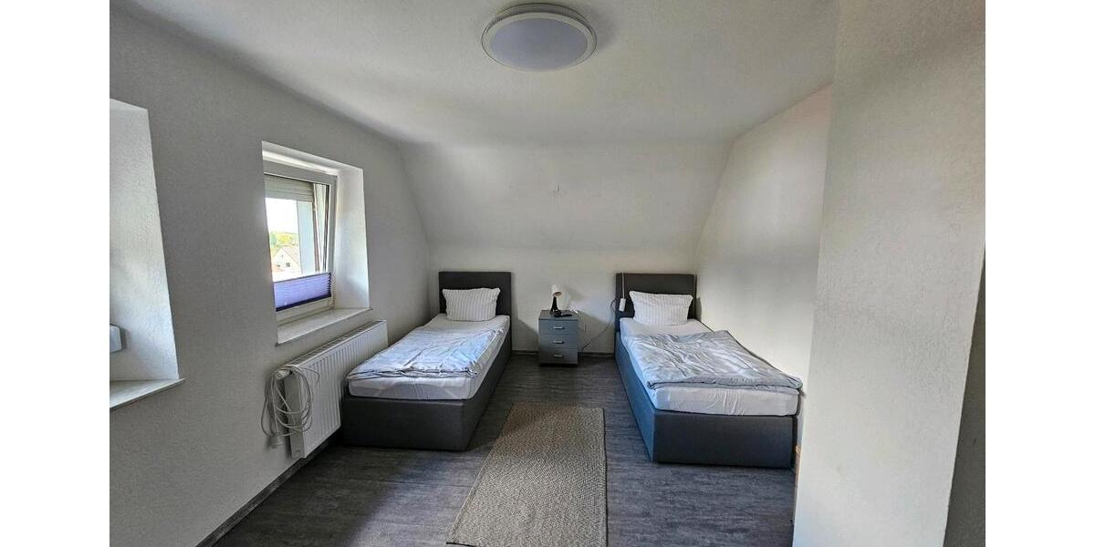 Doppelhaushälfte Breitenbach - 6 Zimmer, 174 m&sup2;, 252.000&euro; | Angebot:26122605