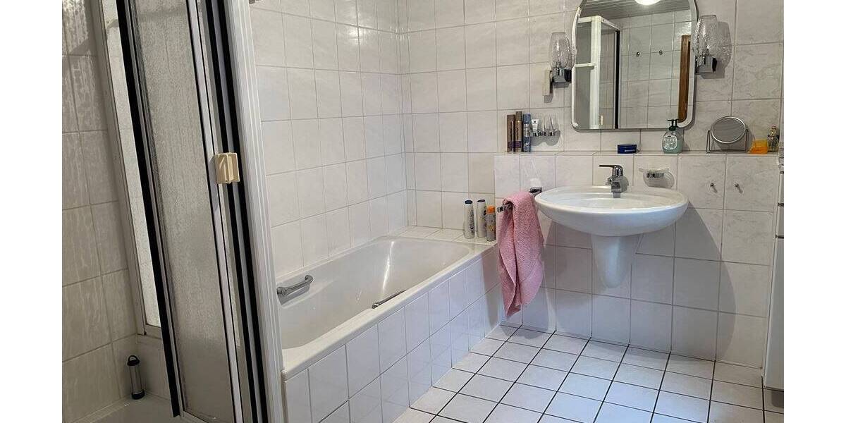 Mehrfamilienhaus, Wohnhaus Landstuhl - 6 Zimmer, 135 m&sup2;, 164.000&euro; | Angebot:26188212