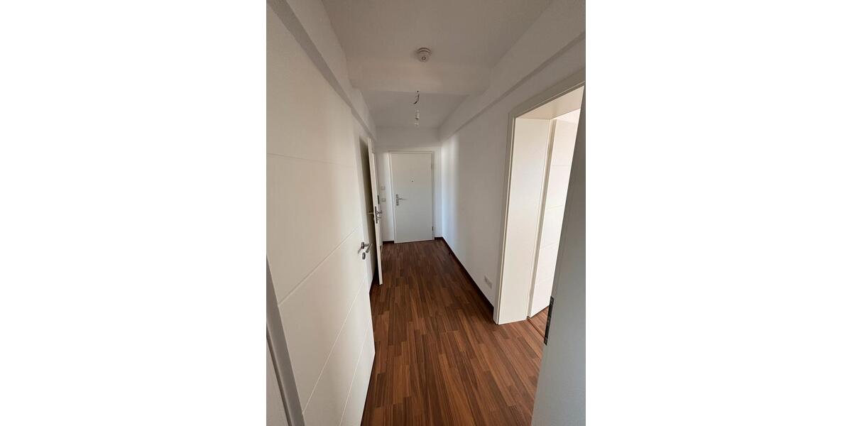 Dachgeschoßwohnung Pirmasens - 2 Zimmer, 50 m&sup2;, 500&euro; | Angebot:26041419
