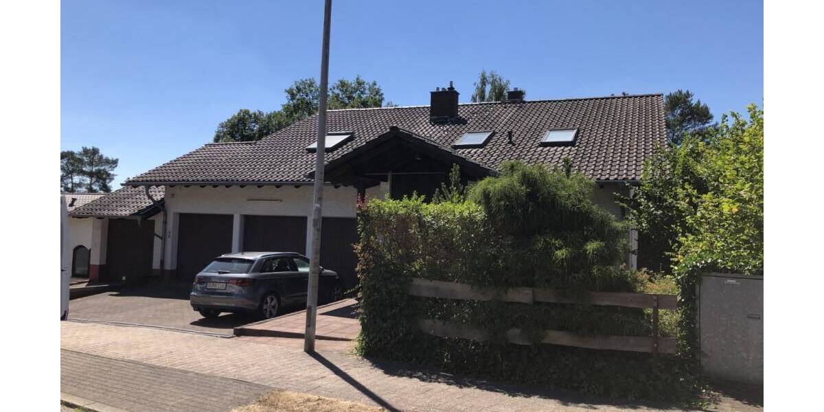 Etagenwohnung Blieskastel Lautzkirchen - 5 Zimmer, 185 m&sup2;, 1.130&euro; | Angebot:26105802