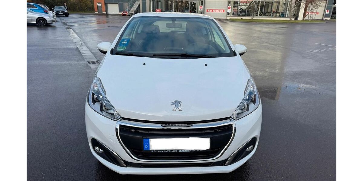 Peugeot 208 46.224 km 7.800 &euro; Riegelsberg 66292