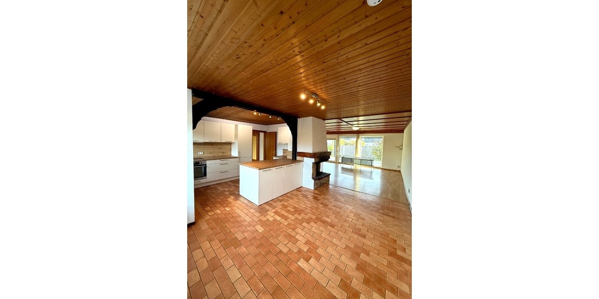 - REDUZIERT- Liebhaber aufgepasst: Modernisierter Wohlfühl-Bungalow mit Sauna in Weilerbachs Toplage - Einfamilienhaus Weilerbach | Angebot:24408681