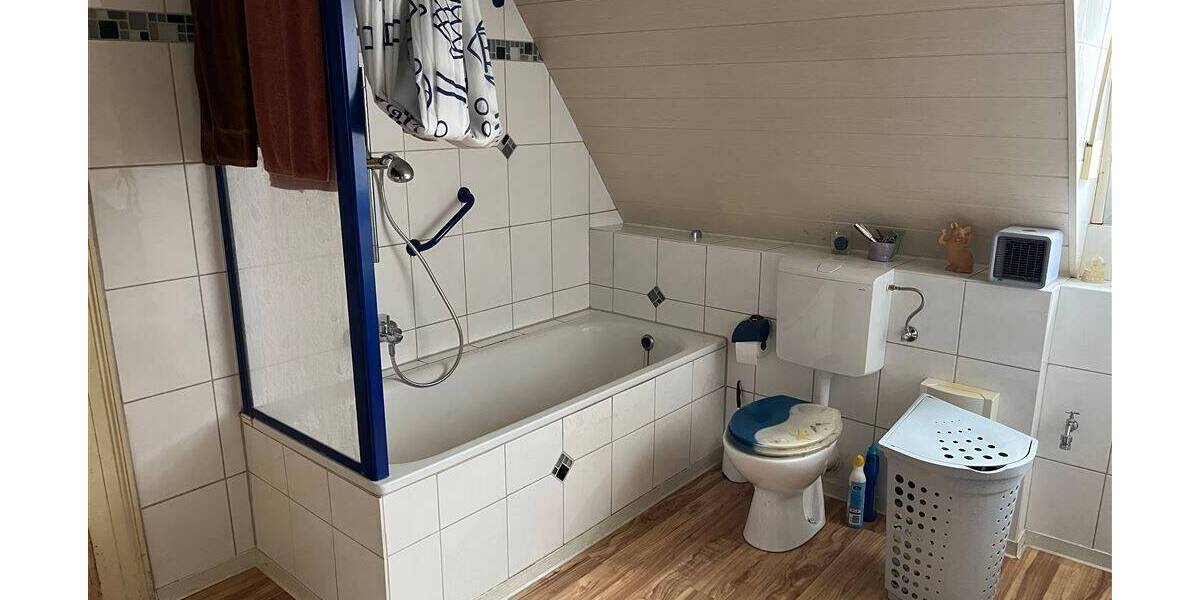 Mehrfamilienhaus, Wohnhaus Landstuhl - 5 Zimmer, 121 m&sup2;, 155.000&euro; | Angebot:26016168