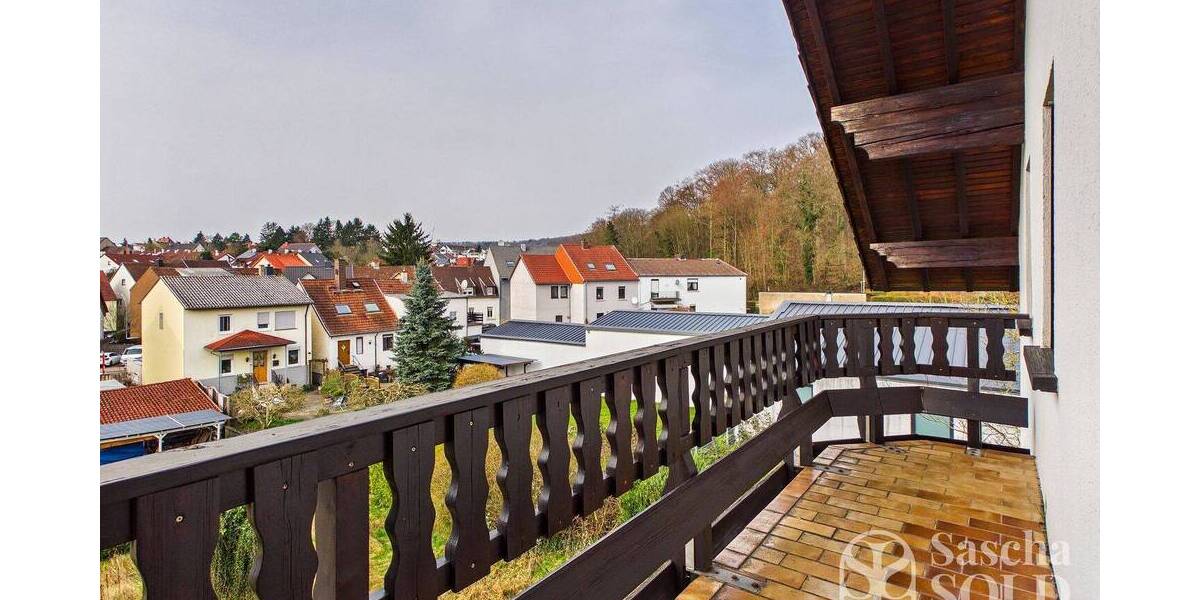 Freistehendes Einfamilienhaus mit Einliegerwohnung auf weitläufigem Grundstück mit Panoramablick - Einfamilienhaus Sankt Ingbert St. Ingbert | Angebot:26178655