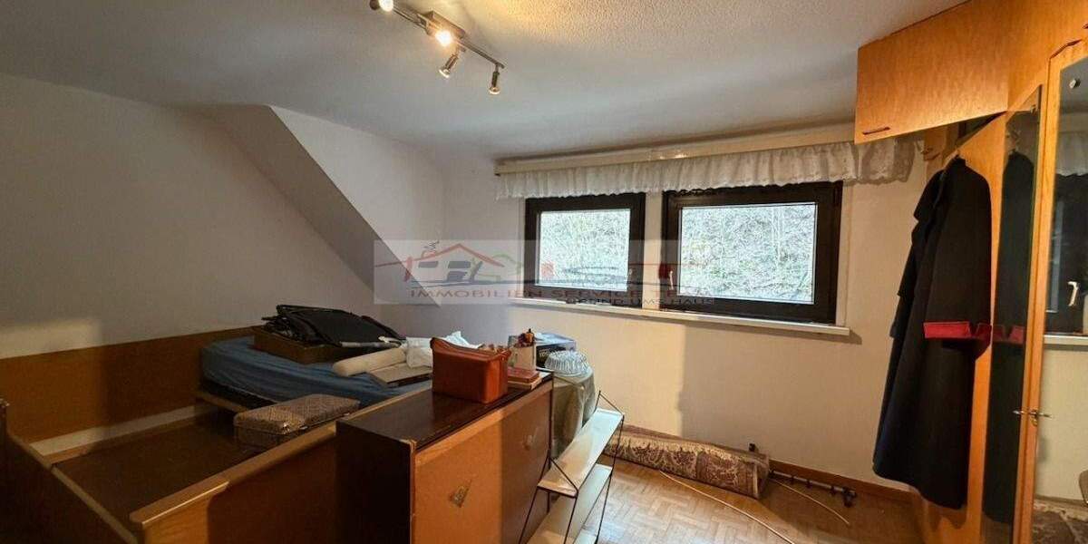 Einfamilienhaus Ruthweiler - 5 Zimmer, 130 m&sup2;, 140.000&euro; | Angebot:25732297