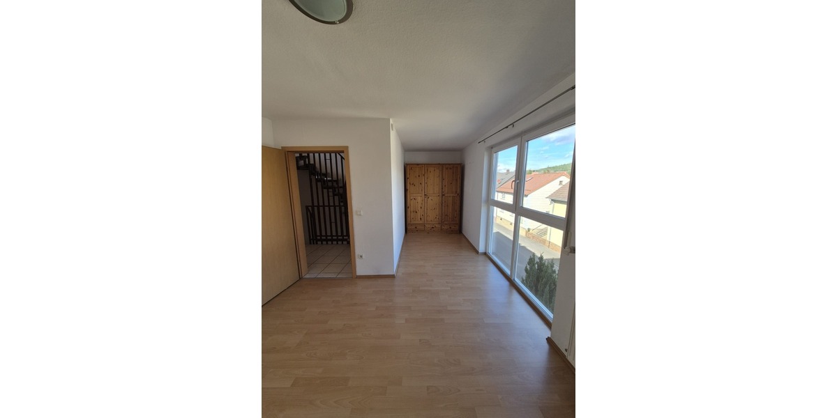 Kapitalanlagepaket: 3 vermietete Reihenhäuser in Reihe mit Garagen und Grundstück - Wohn- & Geschäftshaus Queidersbach | Angebot:21107898