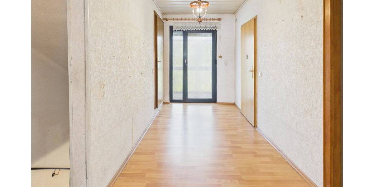 Einfamilienhaus Quierschied / Fischbach Fischbach - 6 Zimmer, 90 m&sup2;, 160.000&euro; | Angebot:26903086
