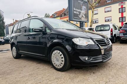 VW Touran 216.000 km 2.800 &euro; Saarbrücken 66115