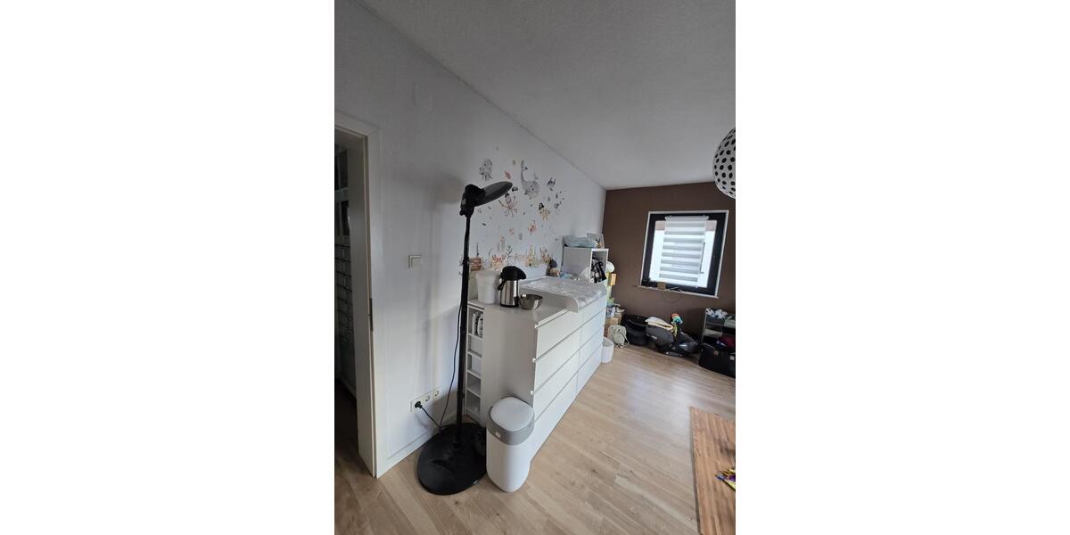 Etagenwohnung Homburg - 3 Zimmer, 83 m&sup2;, 899&euro; | Angebot:25960922